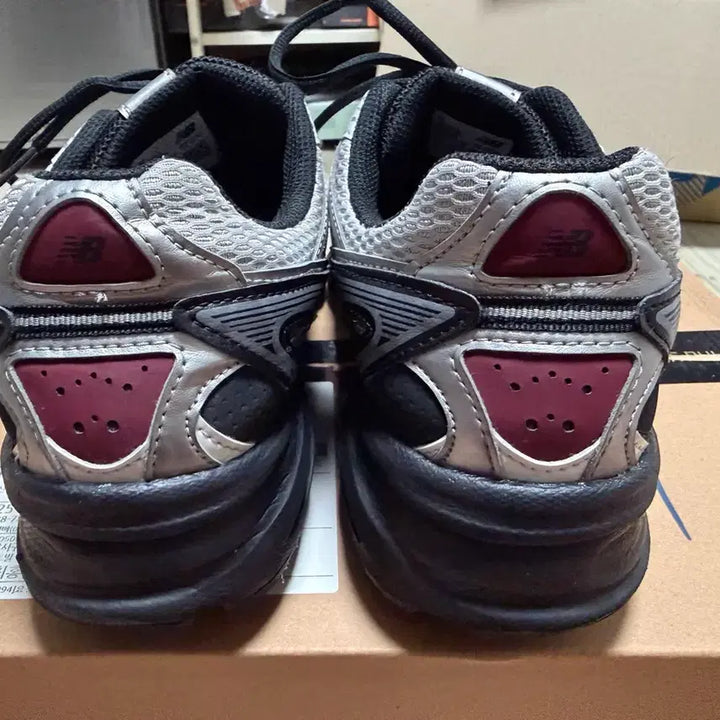 [SOLD OUT] 뉴발란스 509 블랙 그레이 270 운동화