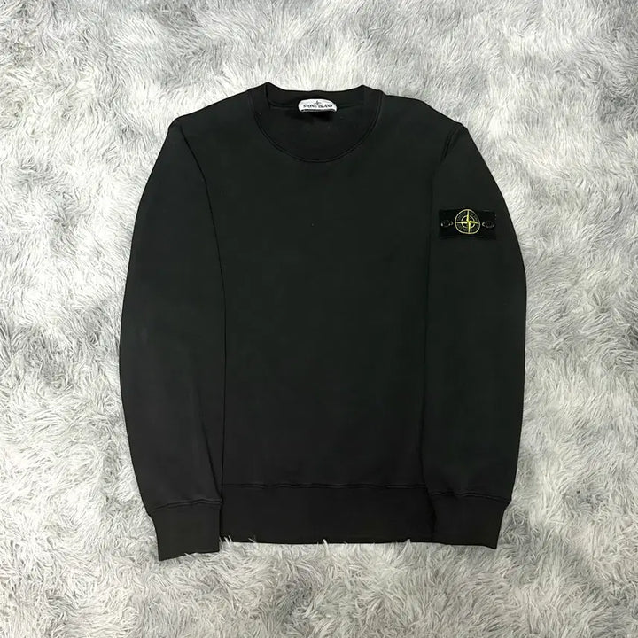 [SOLD OUT] [M size] 스톤아일랜드 맨투맨 블랙
