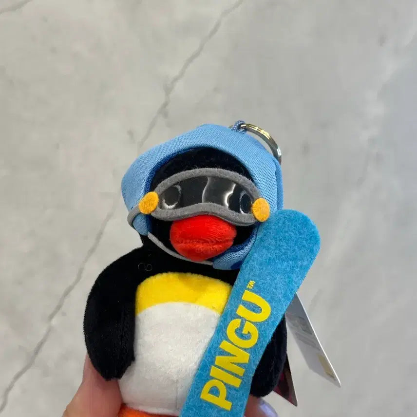 [BUNJANG] Pingu Snowboard Doll Keyring / 핑구 스노우보드 인형 키링