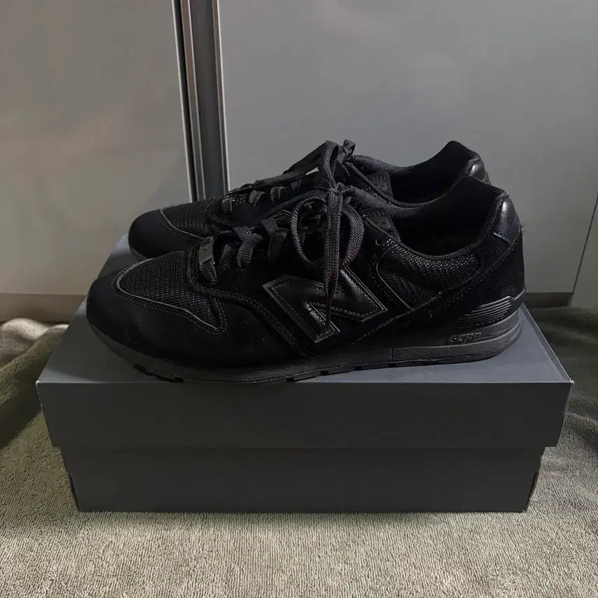 [SOLD OUT] 뉴발 996 올블랙 cm996cs2
