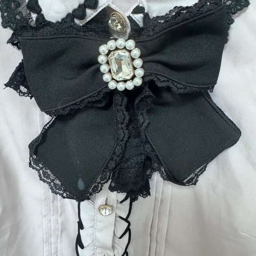[BUNJANG] Liz Lisa Blouse / 오늘만 가격내림) 리즈리사 양산형 지뢰계 블라우스 판매합니다