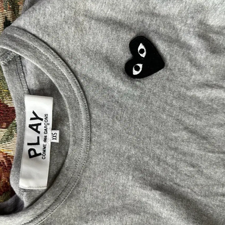 [BUNJANG] Comme des Garçons Play Long Sleeve T-Shirt Gray / 꼼데가르송 플레이 긴팔 티셔츠 그레이