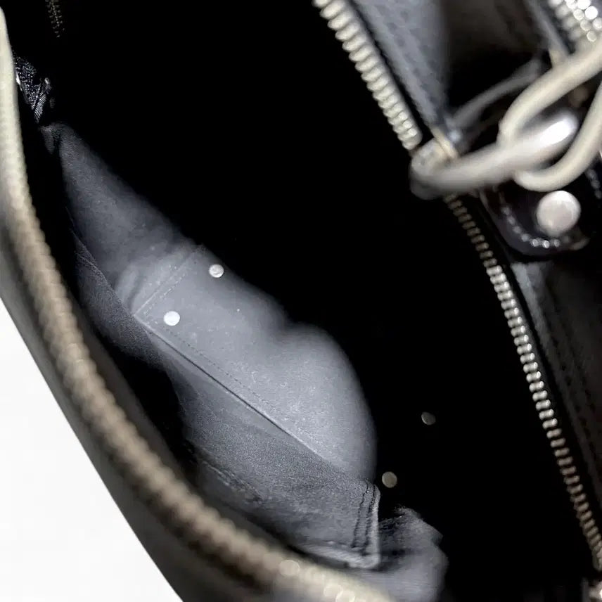 [BUNJANG] Comme des Garcons Junya Watanabe Studded Belted Bag / 꼼데가르송 준야와타나베 스터드벨티드 가방