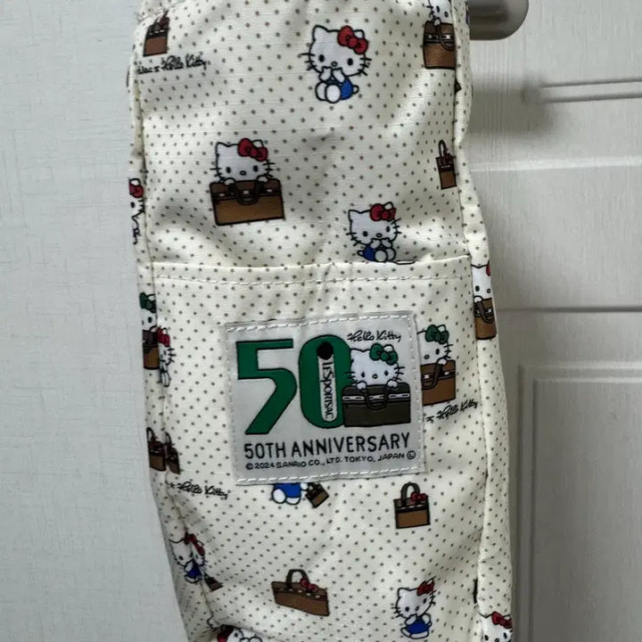 [BUNJANG] Lesportsac Hello Kitty 50th Anniversary Boarding Tote Bag / 레스포삭 헬로키티 50주년  보드랑 토트백 블랙