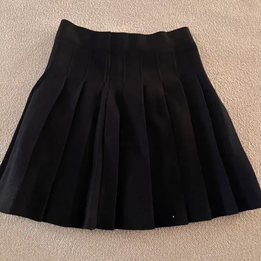 [BUNJANG] Black Pleated Knit Mini Skirt / 검정 플리츠 니트 미니스커트