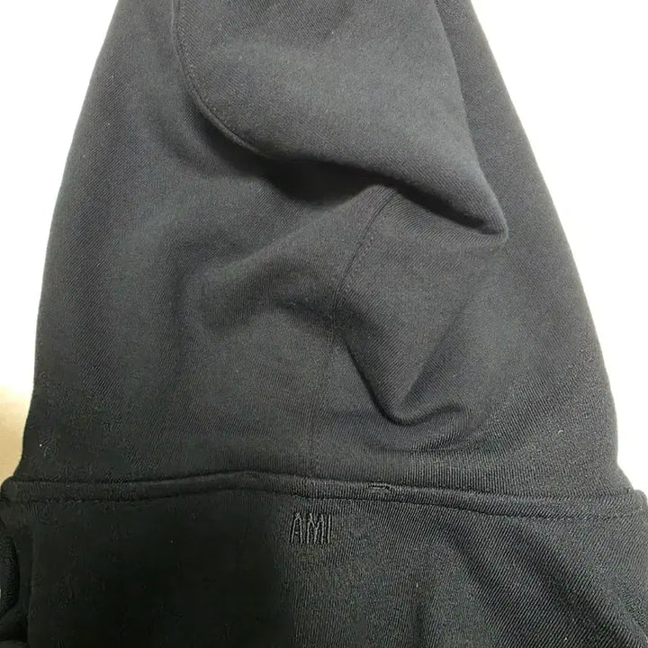 [BUNJANG] AMi Small Heart Black Hoodie L / 아미 스몰 하트 블랙 후드티 L 정품