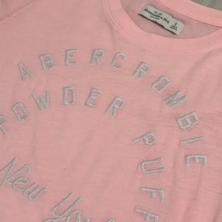 [BUNJANG] Abercrombie Pink Glitter Logo Fitted Short Sleeve T-shirt / 아베크롬비 핑크 글리터로고 딱붙핏 반팔