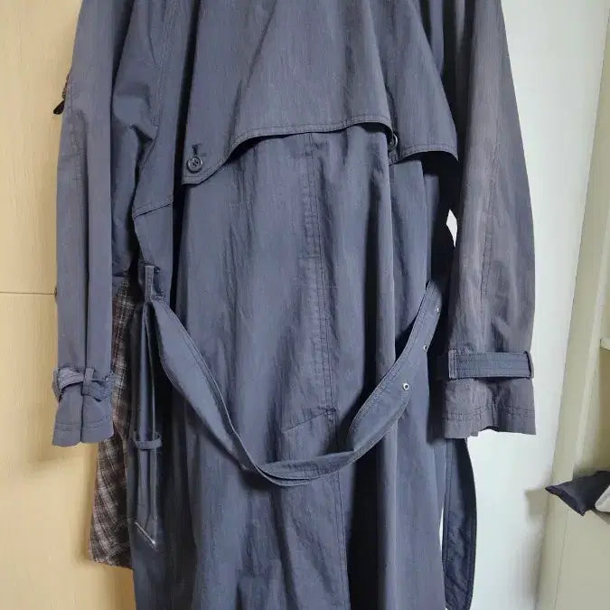 [BUNJANG] Navy Trench Coat (Size 100) / 네이비 트렌치코트 (100)