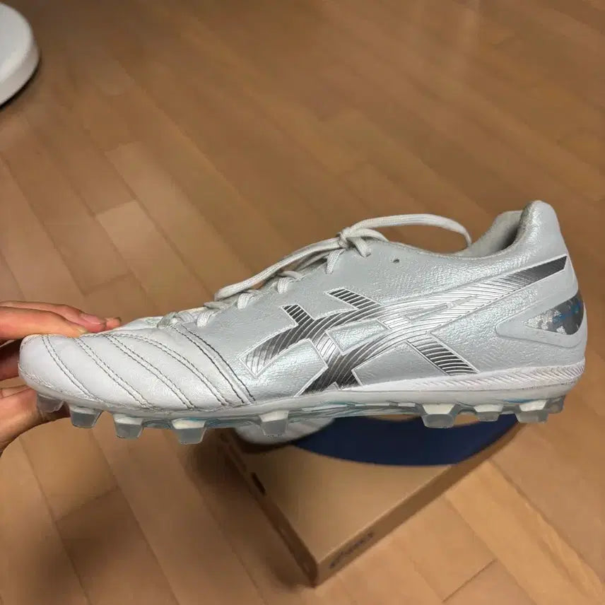 [BUNJANG] Asics Soccer Cleats / 아식스 축구화 판매