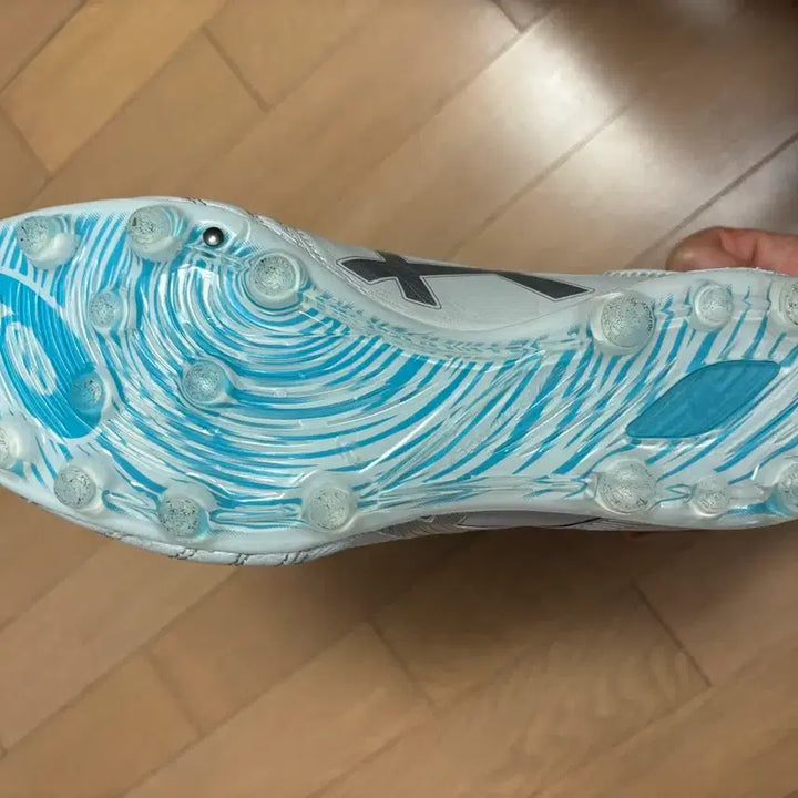 [BUNJANG] Asics Soccer Cleats / 아식스 축구화 판매