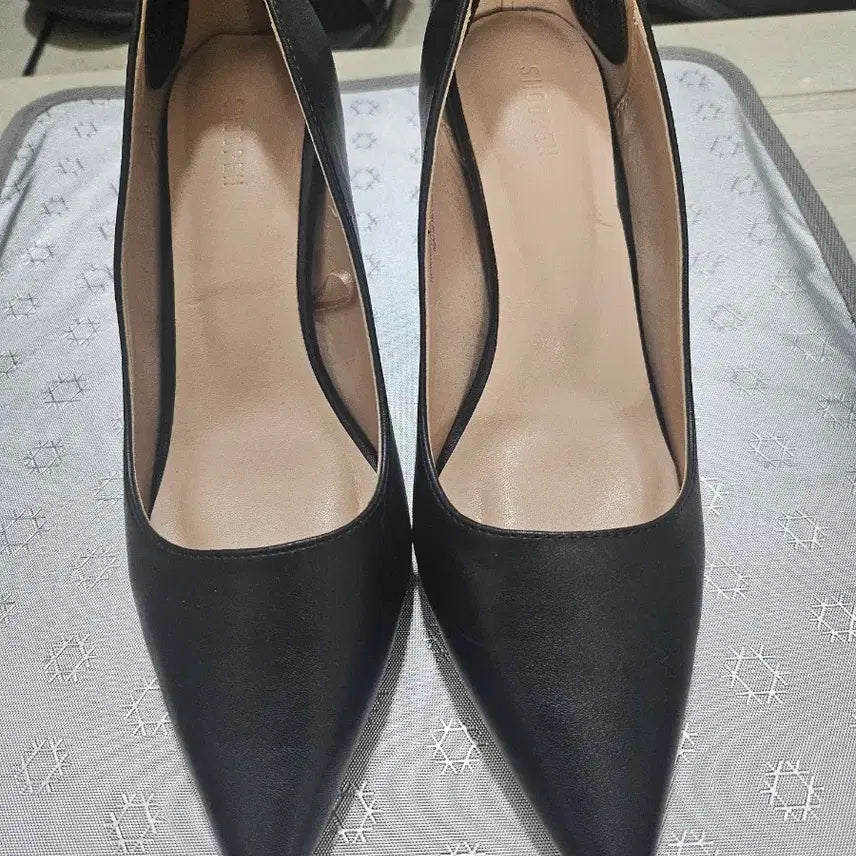 [BUNJANG] Shoopen Black Heels 235mm / 슈펜 검정 힐 235mm