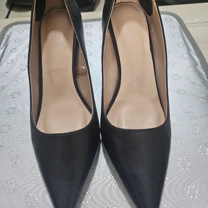 [BUNJANG] Shoopen Black Heels 235mm / 슈펜 검정 힐 235mm