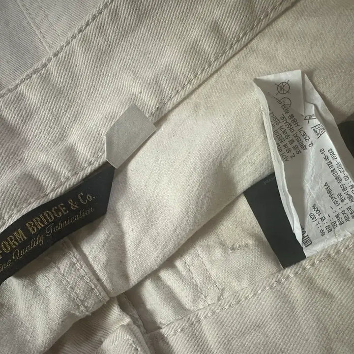 [BUNJANG] Uniform Bridge Semi-Wide Khaki &amp; White Cotton Pants Bundle / (유니폼브릿지-세미와이드) 카키색 면바지 팬츠+ 흰색 면바지 팬츠