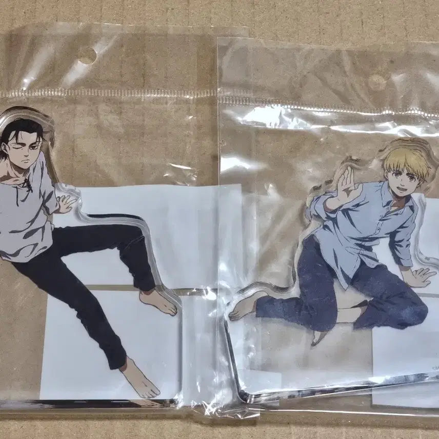 [BUNJANG] Attack on Titan Eren &amp; Armin Acrylic Block / 진격거 진격의 거인 오야스미 아크릴 블럭 에렌 아르민