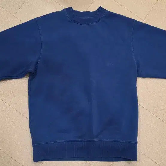 [BUNJANG] Uniqlo M Crewneck Sweatshirt / 유니클로 맨투맨 : 사이즈 M