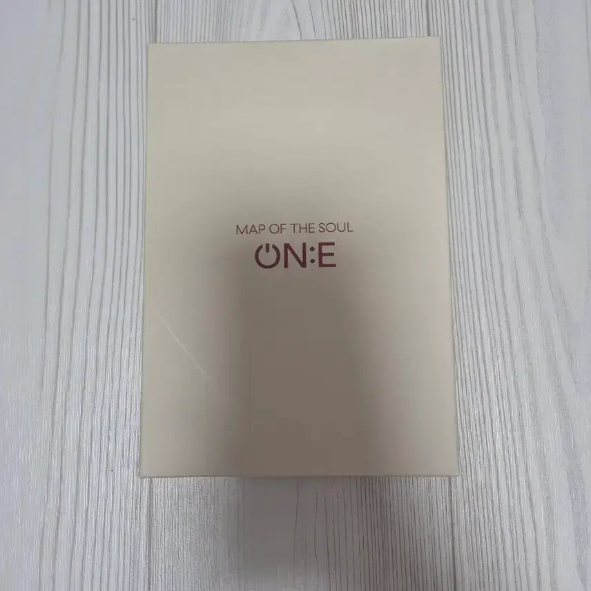 [BUNJANG] BTS Map of the Soul ON:E Photocard Set / 방탄소년단 맵오브더솔 원 포토북 및 포토카드(2set)