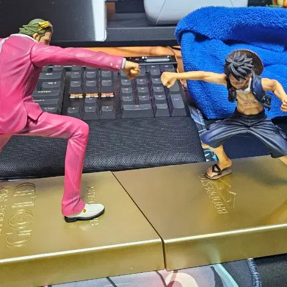 [BUNJANG] One Piece Film Gold Figure Set / 원피스 필름골드 피규어세트 판매합니다 박스있음