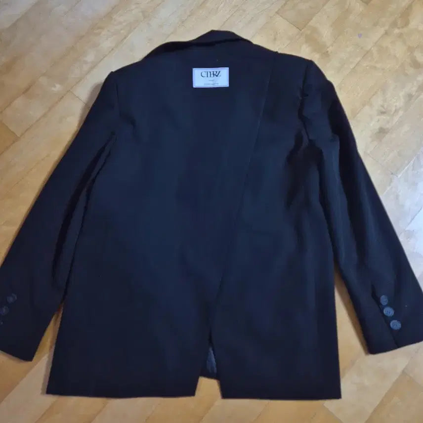 [SOLD OUT] 시티브리즈 블랙 절개 자켓 F