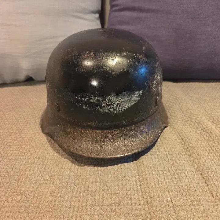 [BUNJANG] WWII German Luftschutz Civil Defense Helmet / 2차대전 독일 루프트슈츠 오리헬멧 / 민방위 방공 헬멧 / 밀리터리 유물