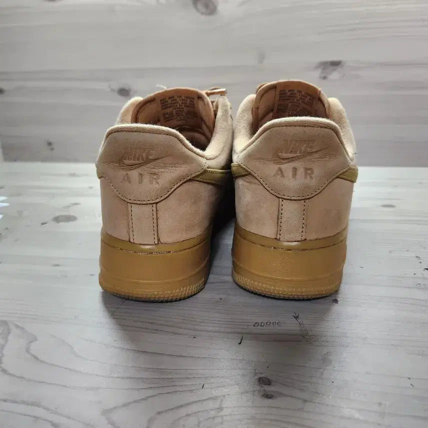 [SOLD OUT] 나이키 에어포스 된장 270사이즈