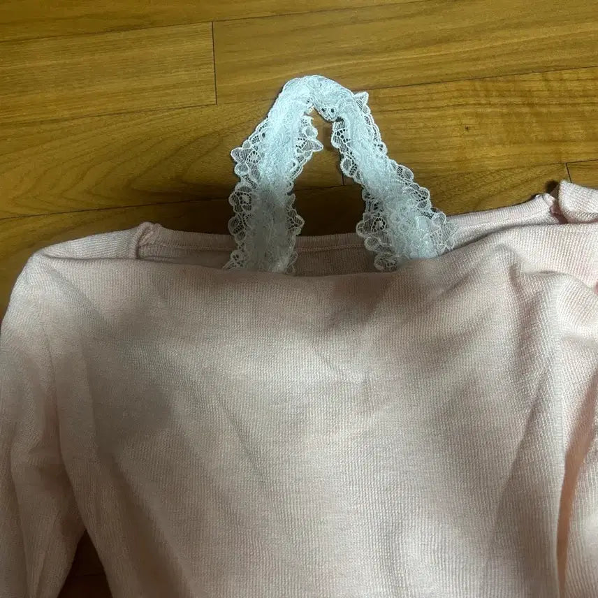 [BUNJANG] Pink Lace Long Sleeve T-Shirt / 레이스 핑크 긴팔 티셔츠