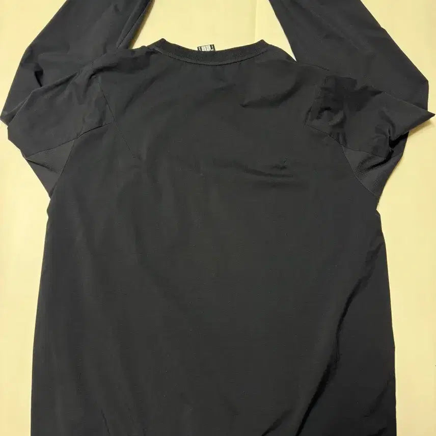 [BUNJANG] Descente Pocket Woven Windbreaker Sweatshirt (100) / (상태SS,판매14) 데상트 포켓 우븐 바람막이 맨투맨 100