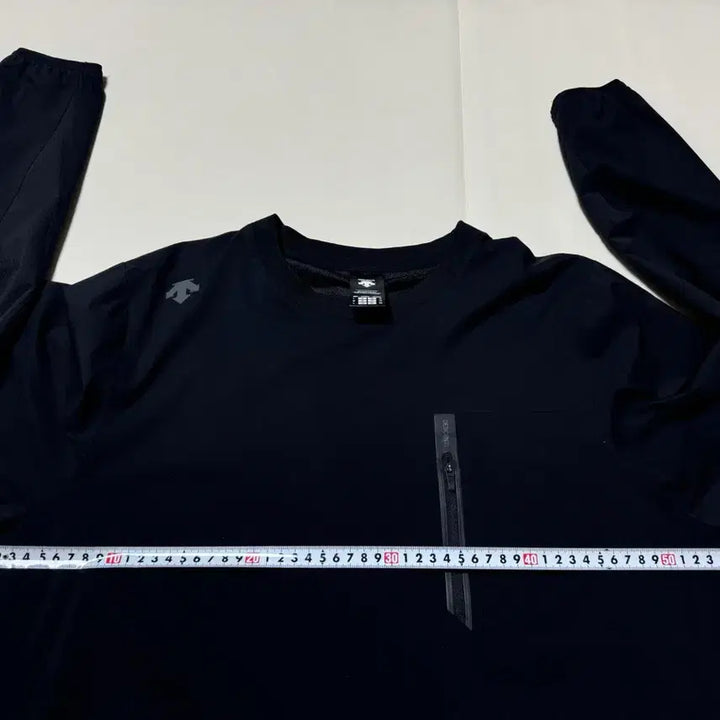 [BUNJANG] Descente Pocket Woven Windbreaker Sweatshirt (100) / (상태SS,판매14) 데상트 포켓 우븐 바람막이 맨투맨 100