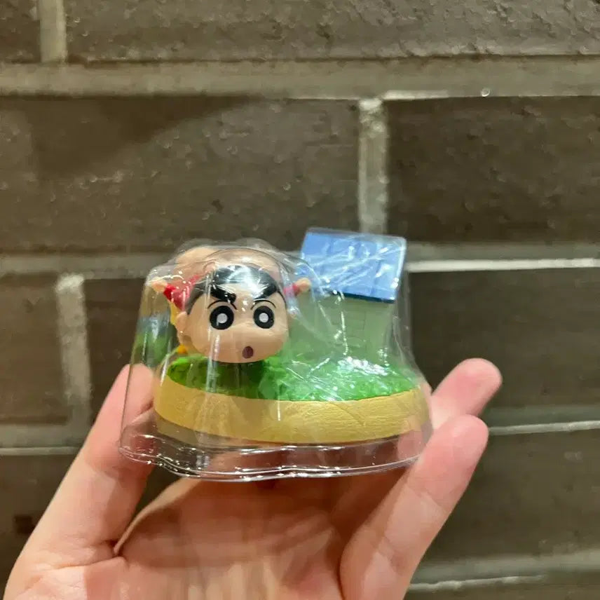 [BUNJANG] Crayon Shin-chan Shaking Spring Figure / 짱구 흔들흔들 스프링 리멘트 피규어 팝니다