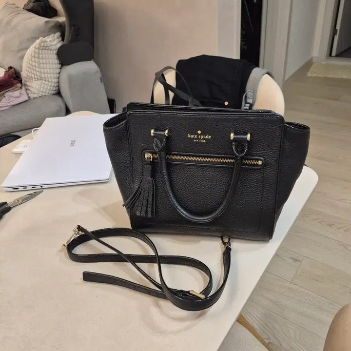 [BUNJANG] Kate Spade Black Leather Tote Bag / 케이트 스페이드 블랙 가죽 토트백