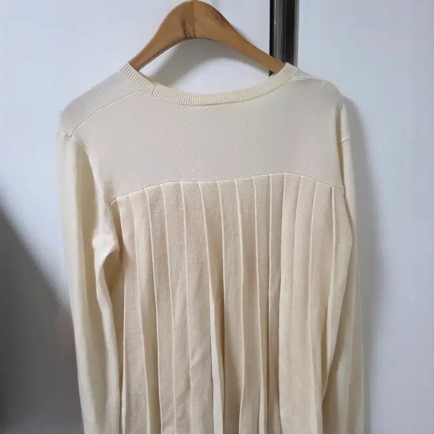 [SOLD OUT] 라코스테 아이보리 울 니트 긴팔