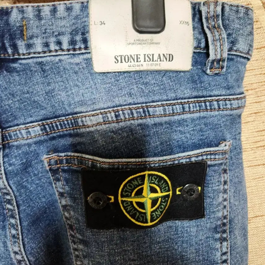 [BUNJANG] Stone Island Denim Pants (33) / 스톤아일랜드 데님 팬츠 (33)