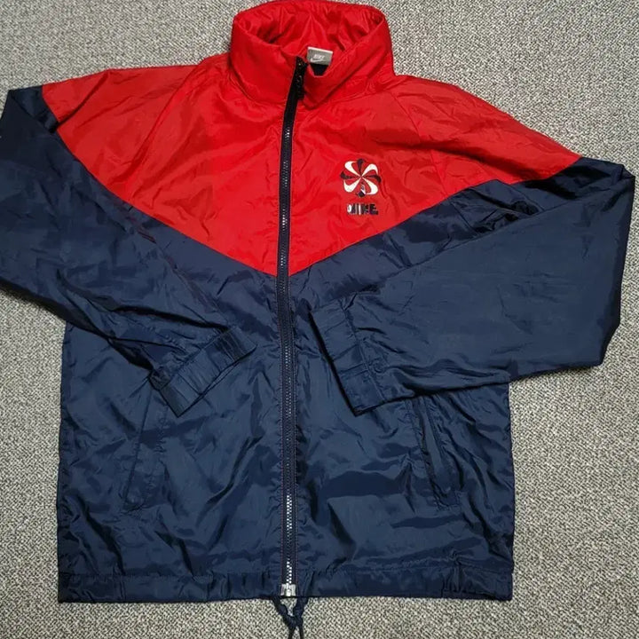 [BUNJANG] Nike Windbreaker Jacket M Red/Navy / 나이키 바람막이 자켓 M 레드/네이비