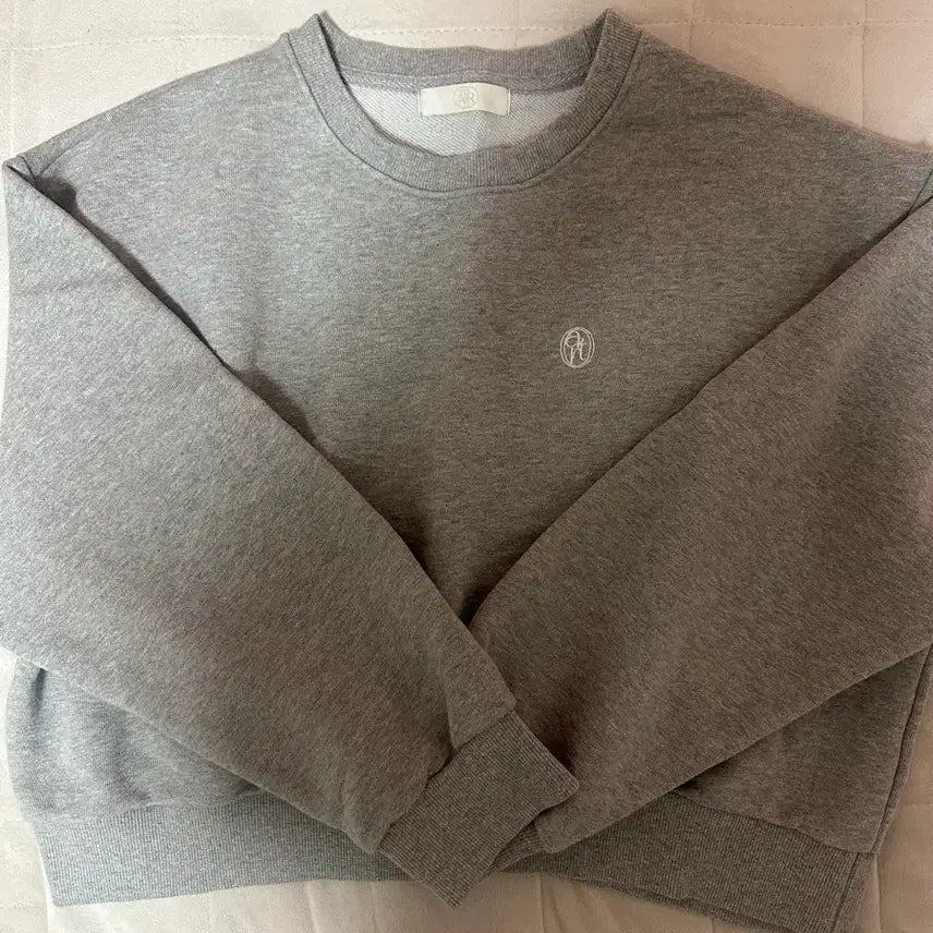 [BUNJANG] Attrangs Crop Sweatshirt Gray / 아뜨랑스 크롭 맨투맨 그레이