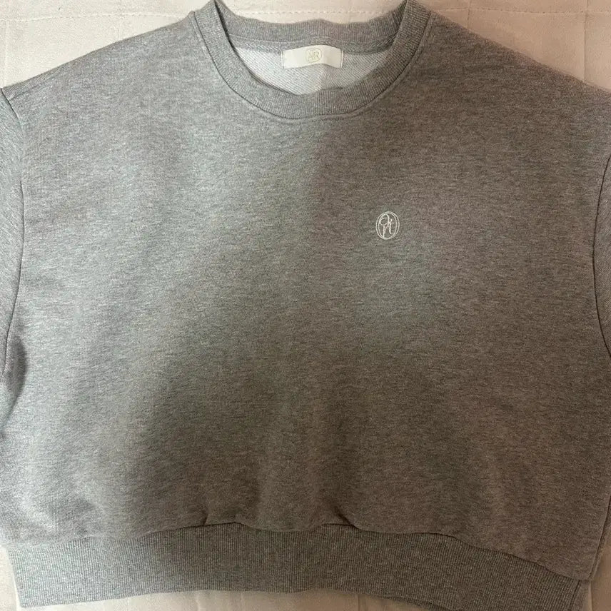 [BUNJANG] Attrangs Crop Sweatshirt Gray / 아뜨랑스 크롭 맨투맨 그레이