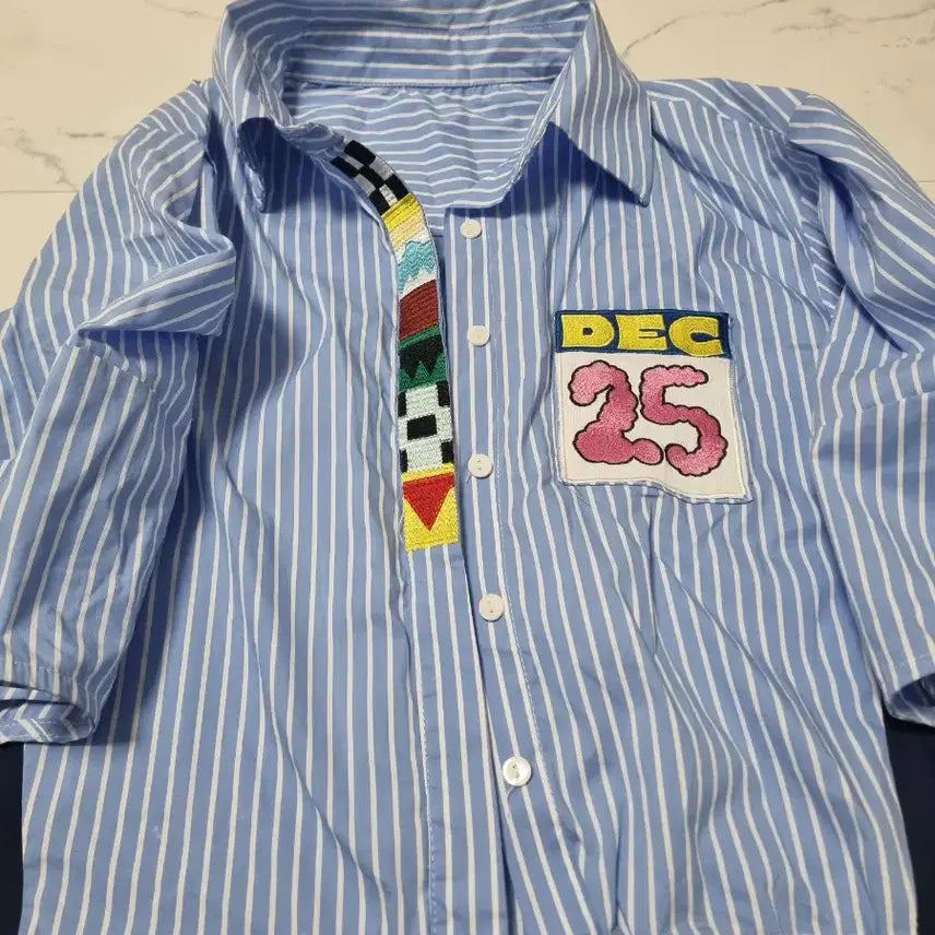 [BUNJANG] DEC 25 Striped Shirt / DEC 25 스트라이프 셔츠