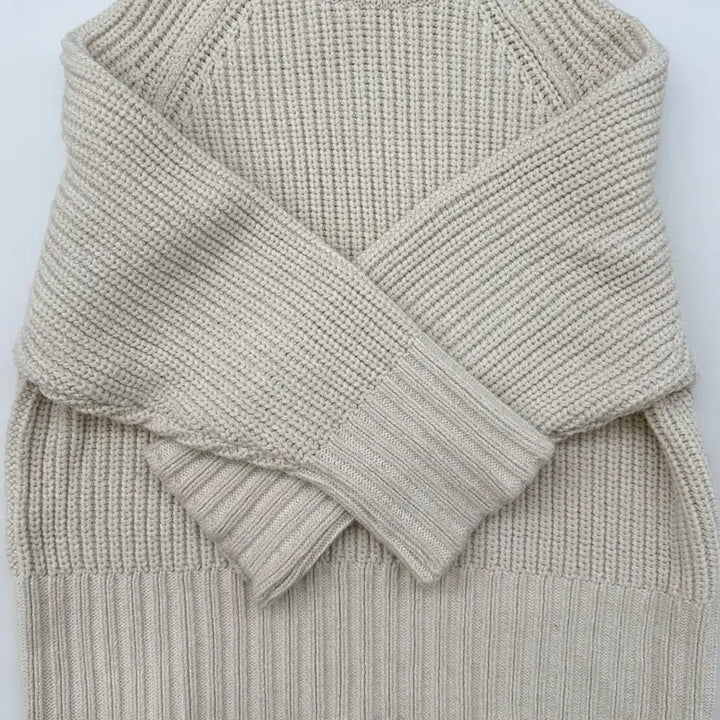 [SOLD OUT] 로우 클래식 니트 스웨터