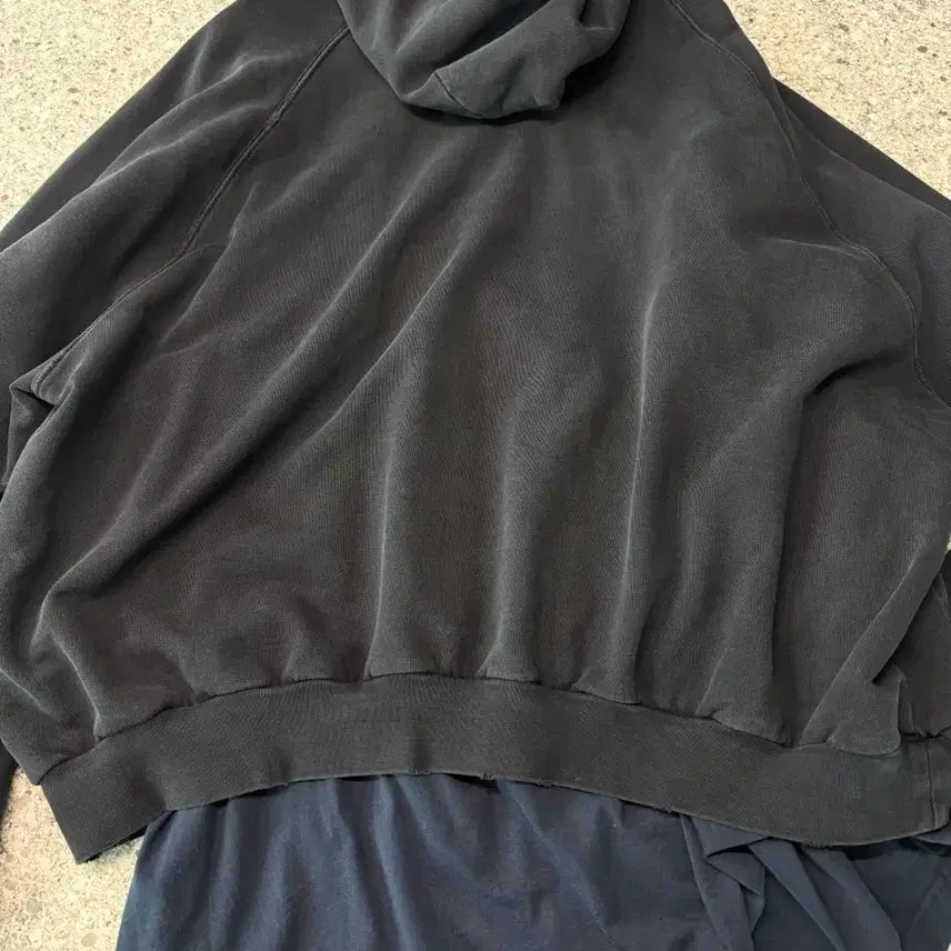 [BUNJANG] Balenciaga Layered Runway Hoodie / 발렌시아가 런웨이 후드티 (레이어드 블랙 후드)