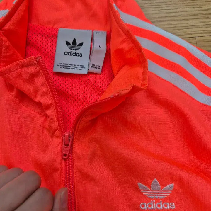 [BUNJANG] Adidas Neon Pink Lock-Up Track Top Windbreaker / 아디다스 네온핑크 락업 트랙탑 바람막이