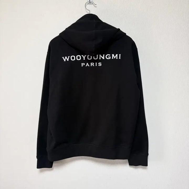 [SOLD OUT] [48] 우영미 백로고 후드티 블랙