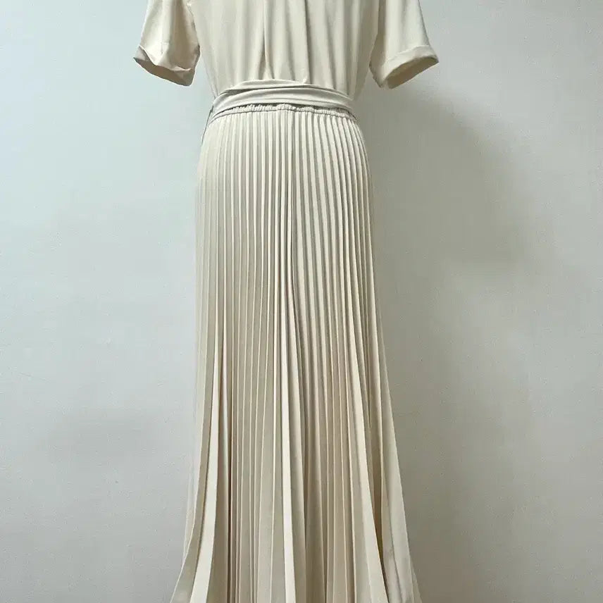 [SOLD OUT] (새상품)마리마켓 셔츠 플리츠 스트랩 롱 원피스 L 아이보리 베이지 화이