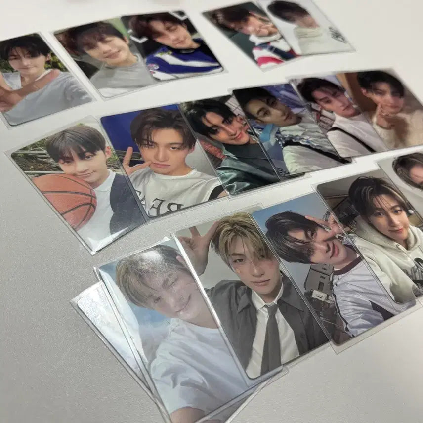 [SOLD OUT] 투어스 지훈 포카  일괄