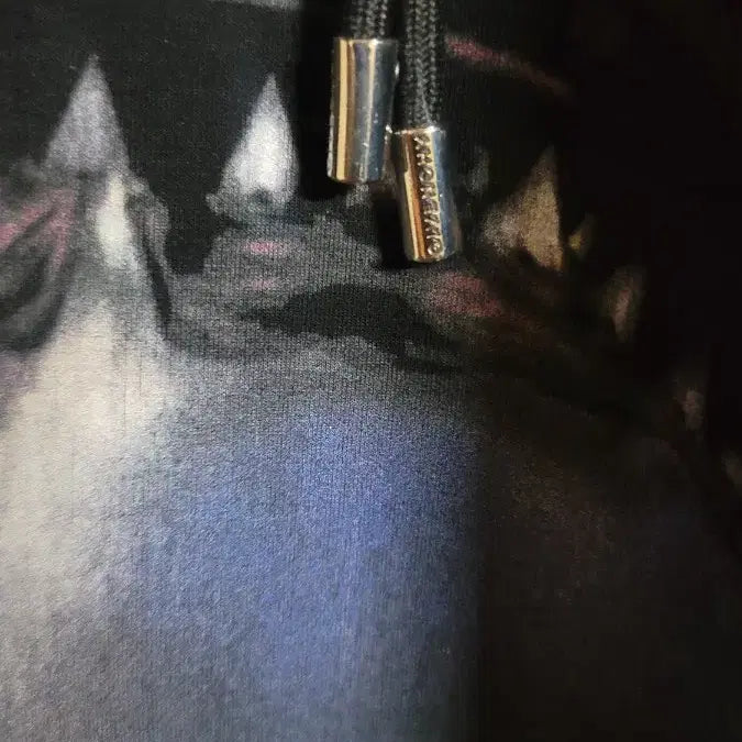 [BUNJANG] Givenchy Shark Print Hoodie / GIVENCHY 프린팅 후드티