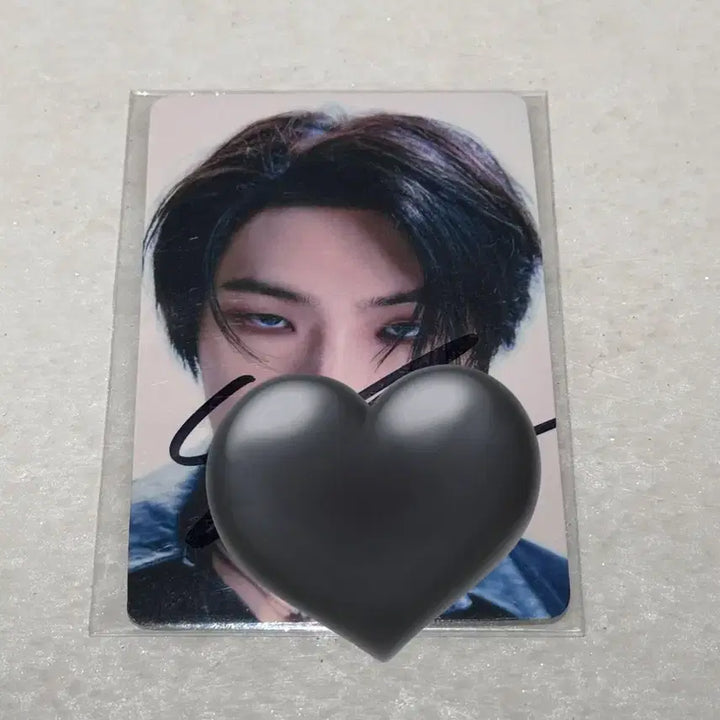 [BUNJANG] ATEEZ Mingi Signed POB Photocard / 에이티즈 민기 싸인포카 싸인 포토카드