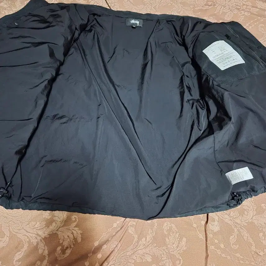 [SOLD OUT] s사이즈 스투시 립스탑다운 퍼퍼 자켓 블랙