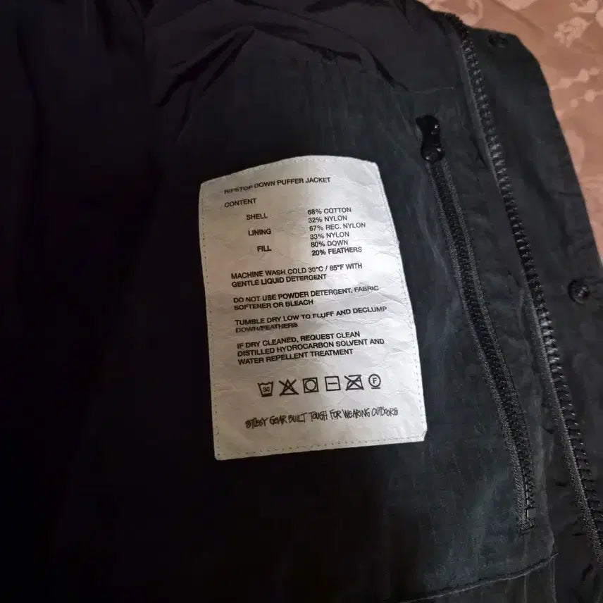 [SOLD OUT] s사이즈 스투시 립스탑다운 퍼퍼 자켓 블랙