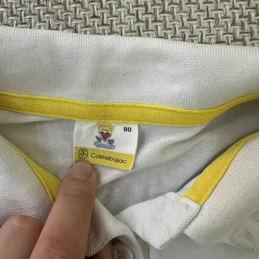 [BUNJANG] Castelbajac Embroidered White Collar Short Sleeve T-shirt / 90 까스텔바작 자수 화이트 카라 반팔티 0416D
