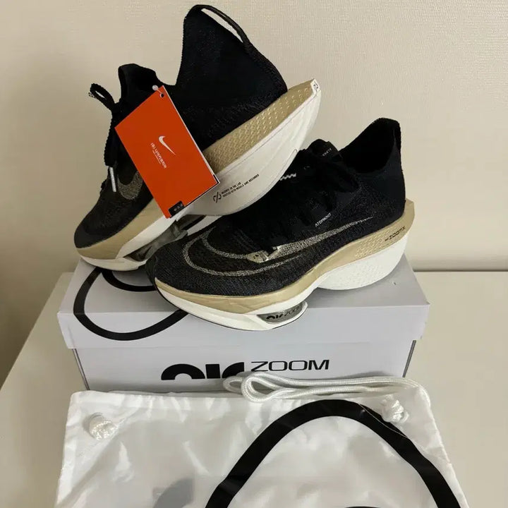 [BUNJANG] Nike Alphafly 2 Black Gold Running Shoes / 나이키 알파플라이2 블랙골드 255 새상품 나코탭O 박스O