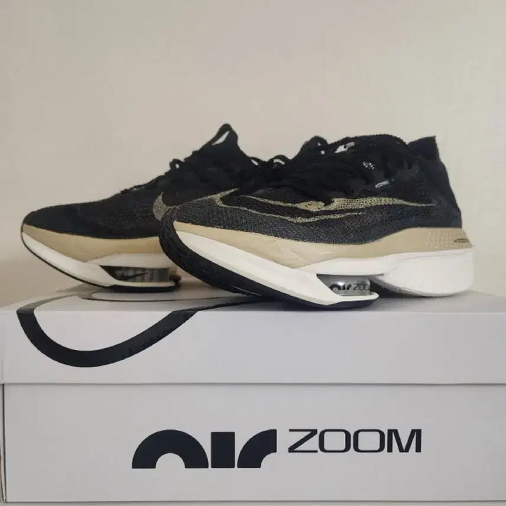 [BUNJANG] Nike Alphafly 2 Black Gold Running Shoes / 나이키 알파플라이2 블랙골드 255 새상품 나코탭O 박스O
