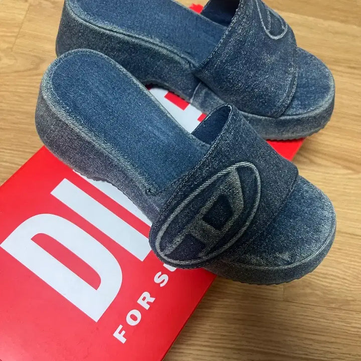 [BUNJANG] Diesel SA OVAL D PF W Denim Sandals / 디젤 SA 오발 D PF W 샌들 - 블루/37사이즈