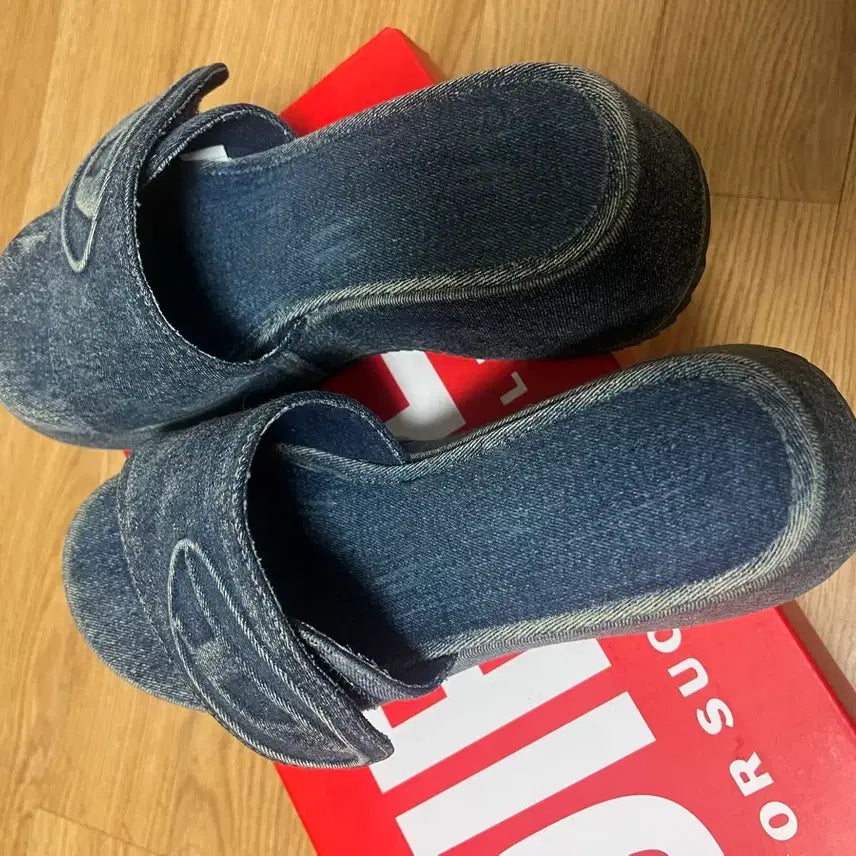 [BUNJANG] Diesel SA OVAL D PF W Denim Sandals / 디젤 SA 오발 D PF W 샌들 - 블루/37사이즈